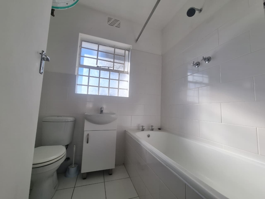 To Let 1 Bedroom Property for Rent in Tamboerskloof Western Cape